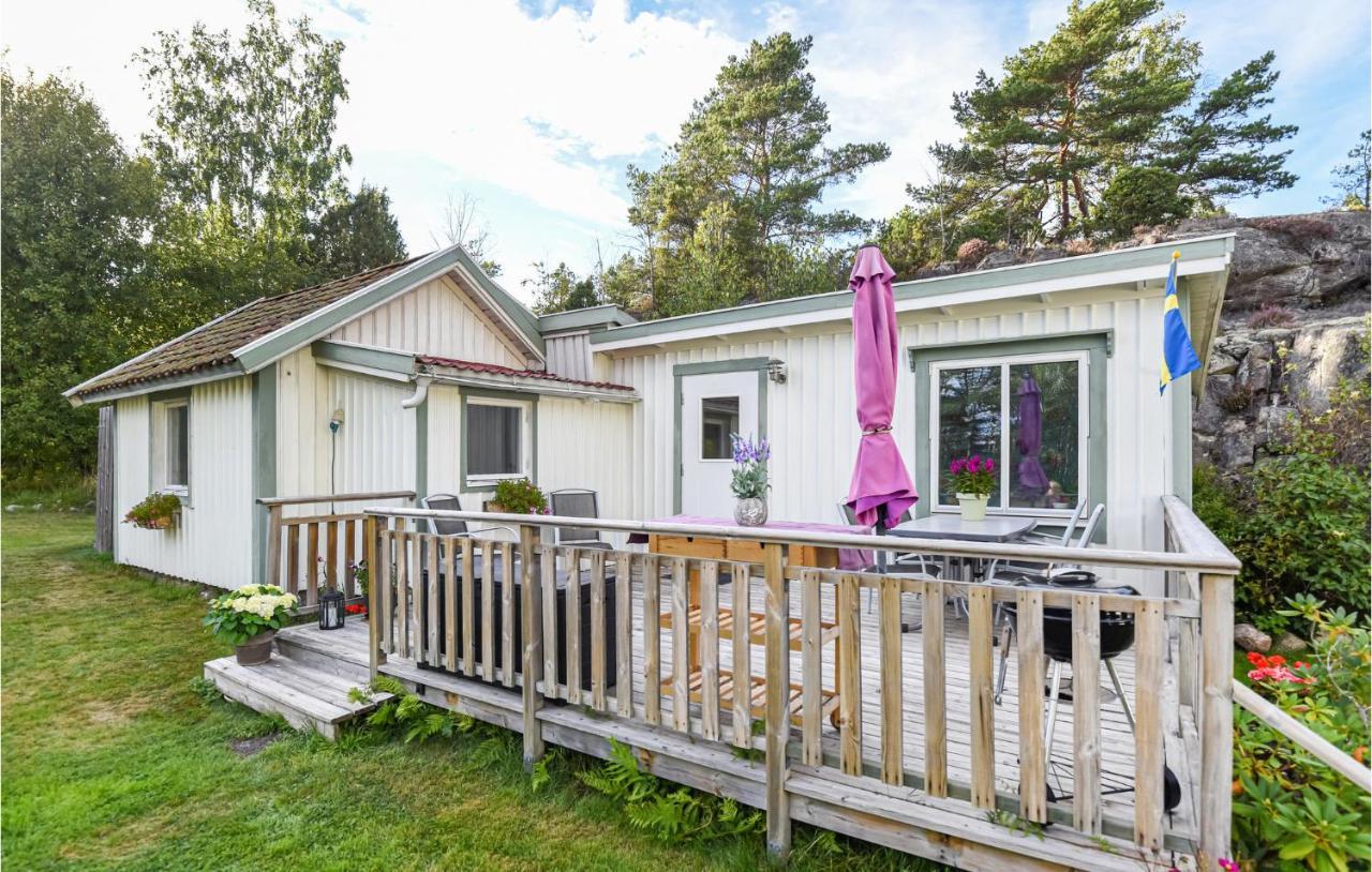 Cozy Home In Strmstad With Wifi Strömstad Exteriör bild